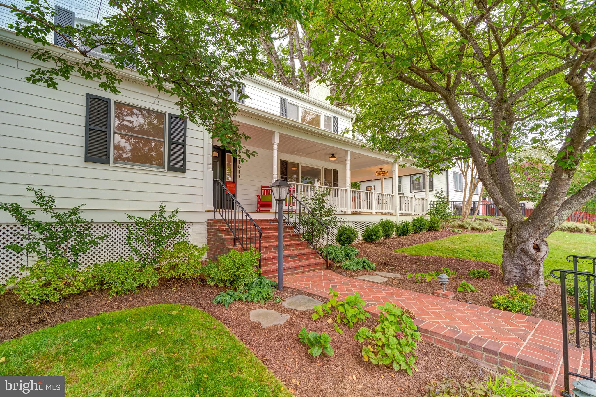 MILBURN TERRACE - Residential