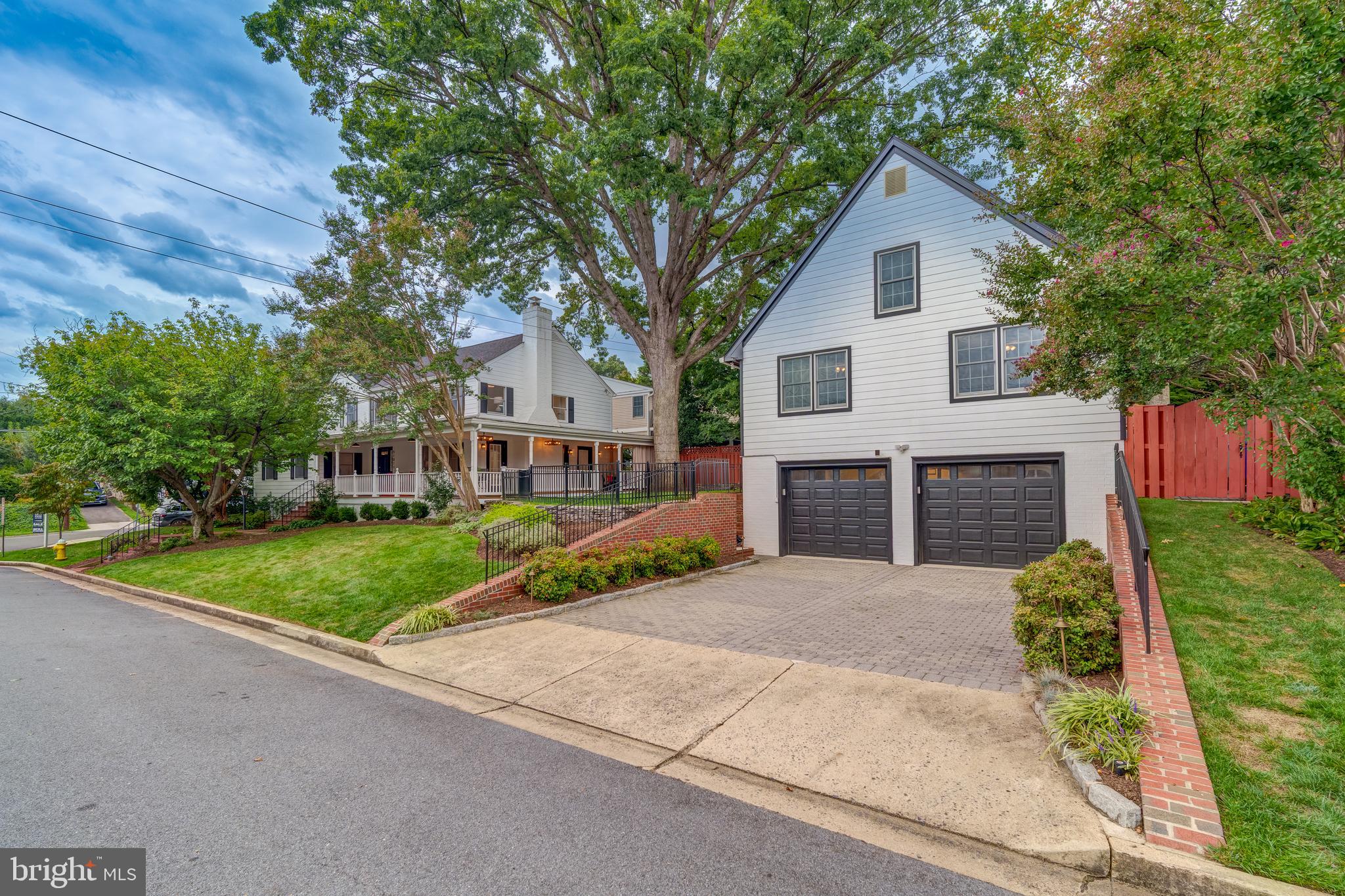 MILBURN TERRACE - Residential