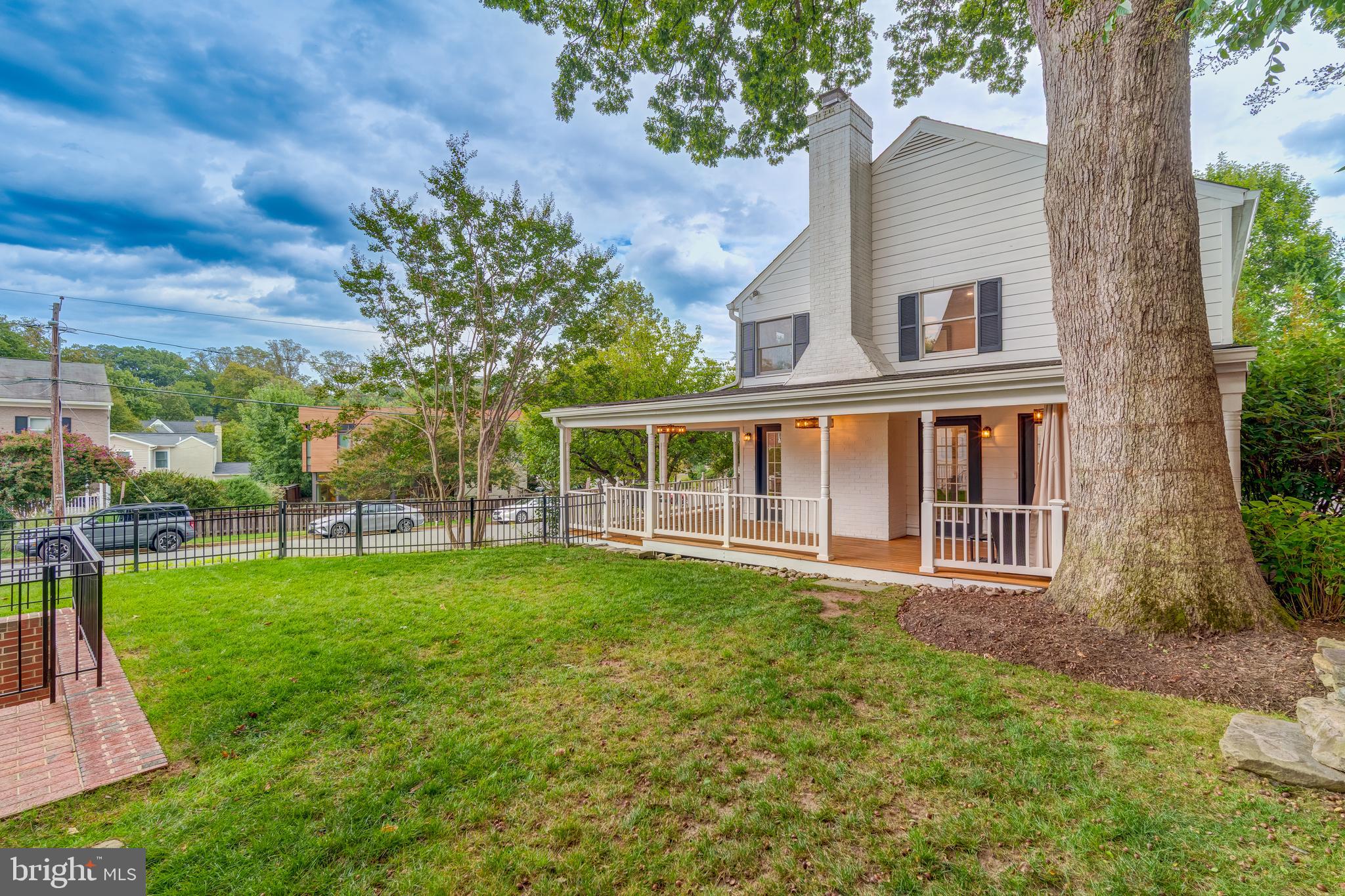 MILBURN TERRACE - Residential