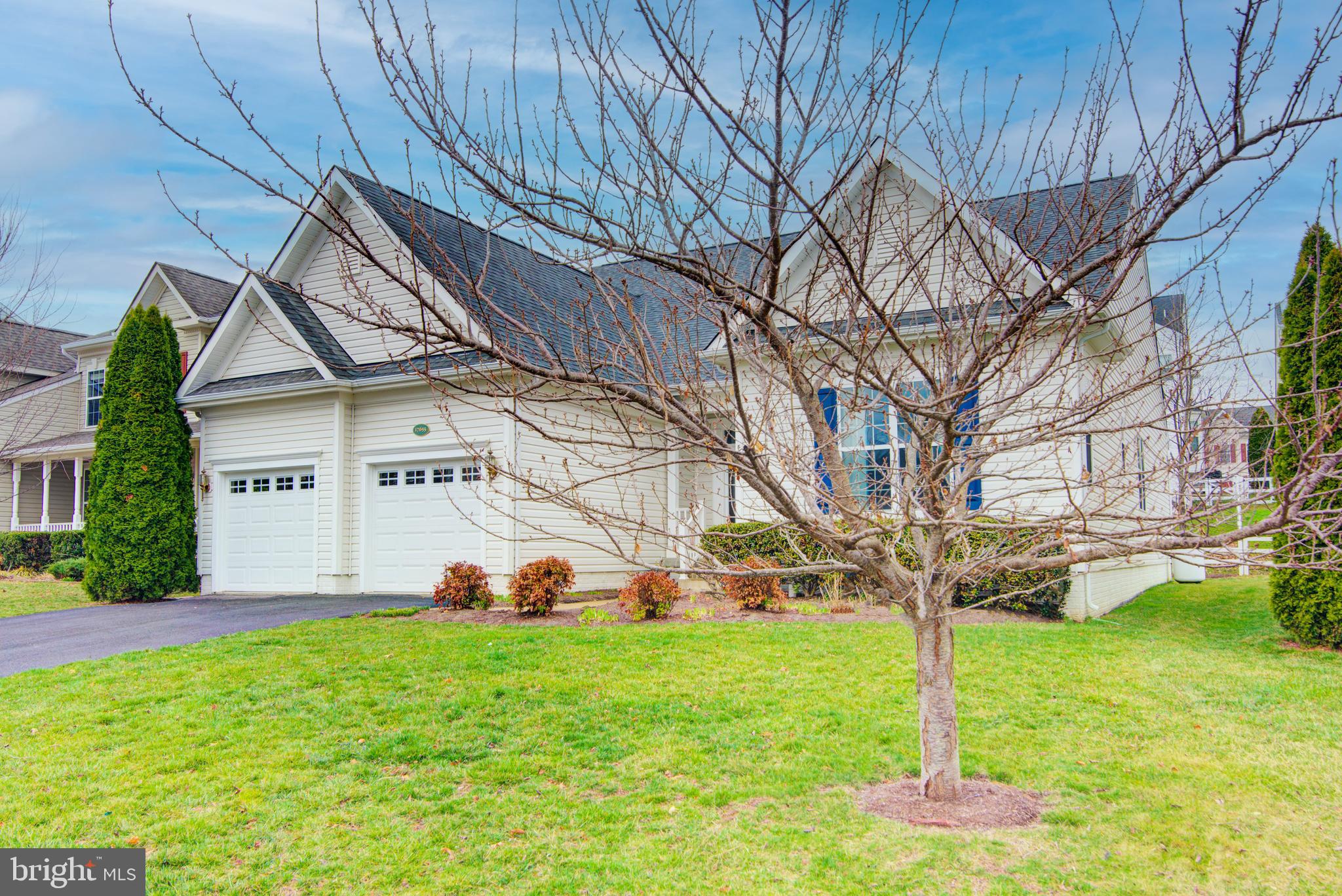 LAKE POINT ROUND HILL - Residential