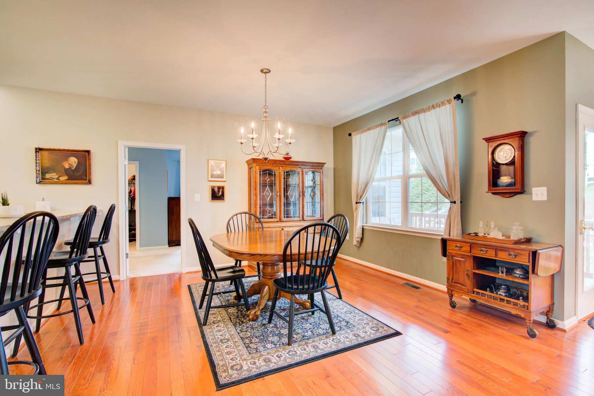 LAKE POINT ROUND HILL - Residential