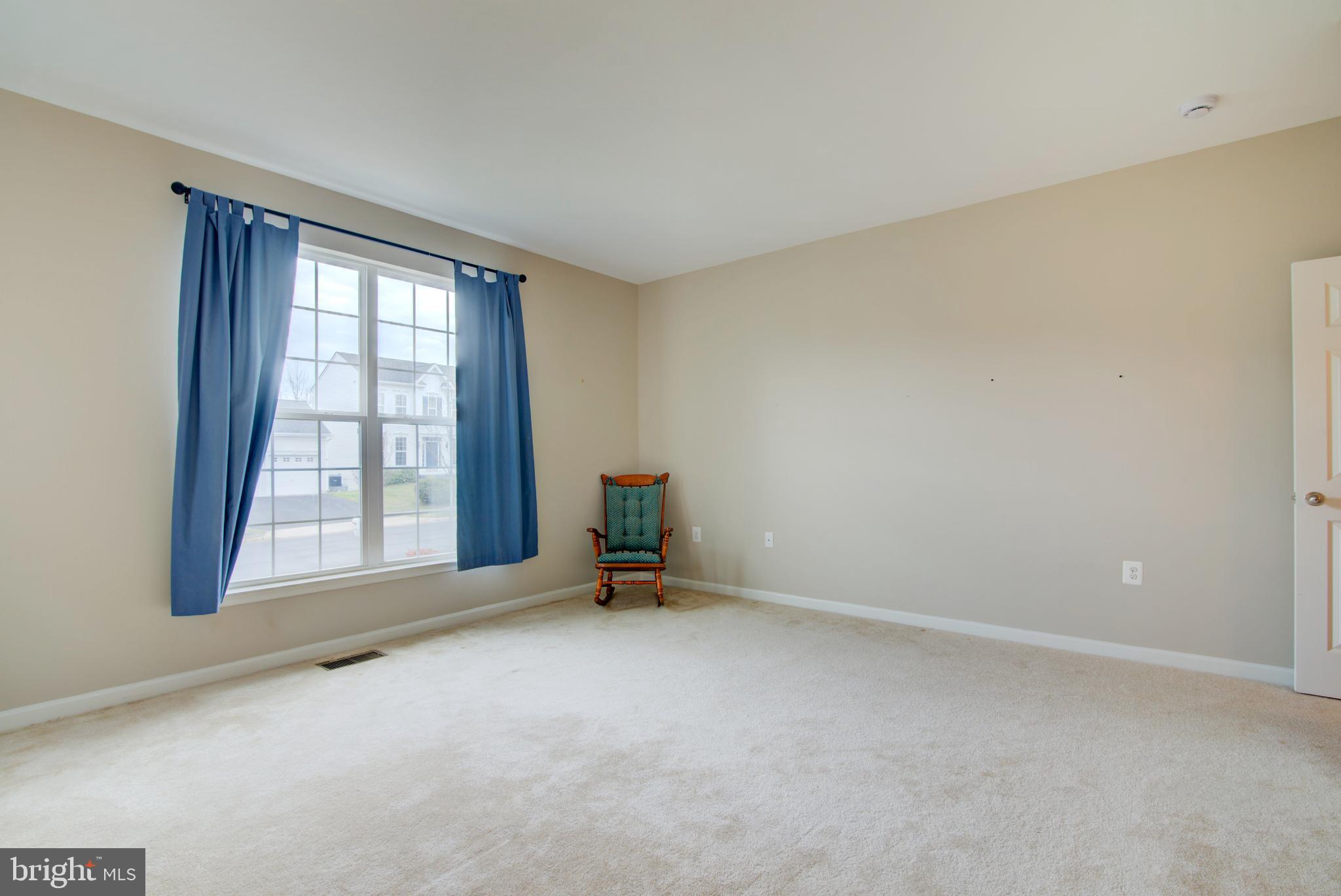 LAKE POINT ROUND HILL - Residential