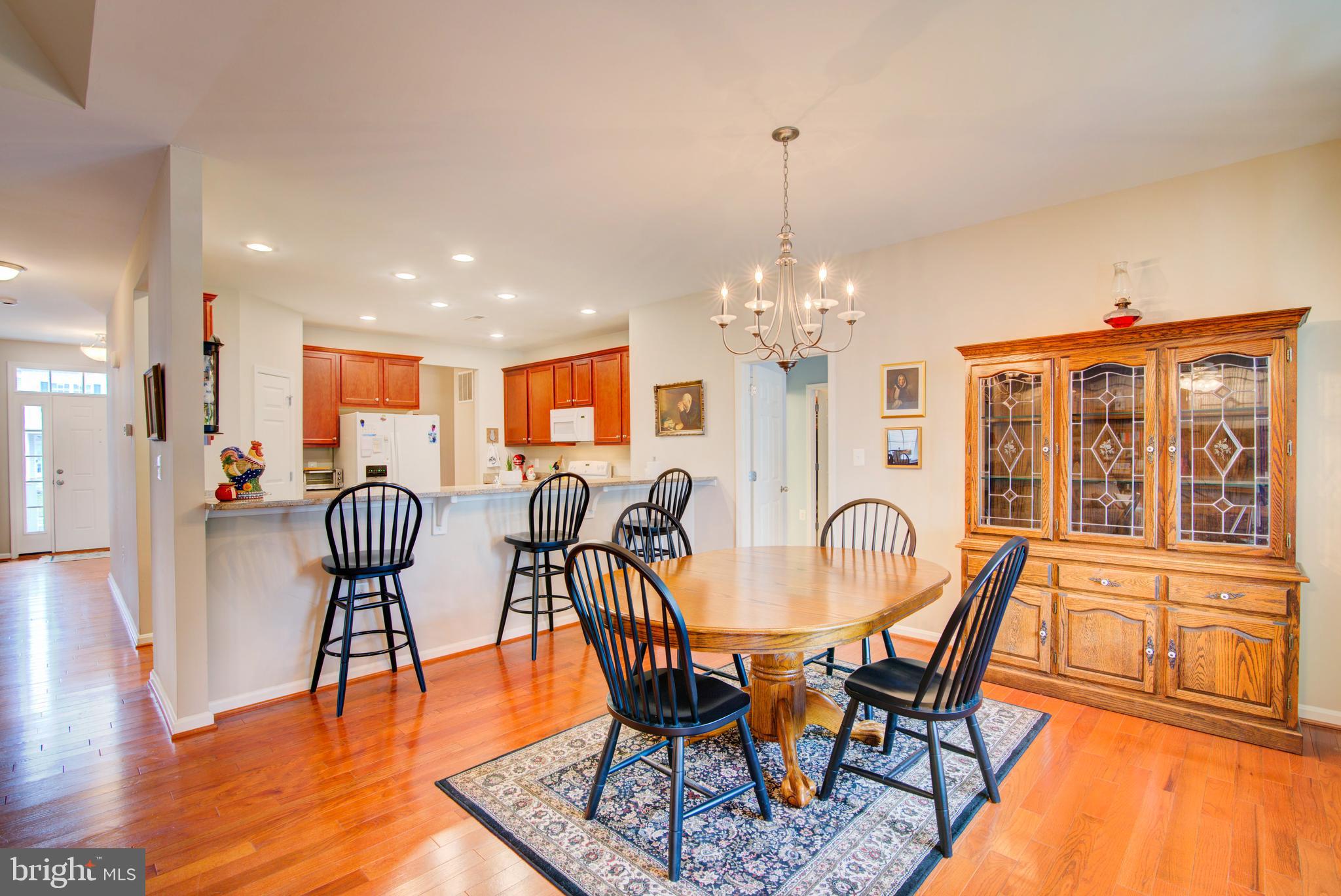 LAKE POINT ROUND HILL - Residential