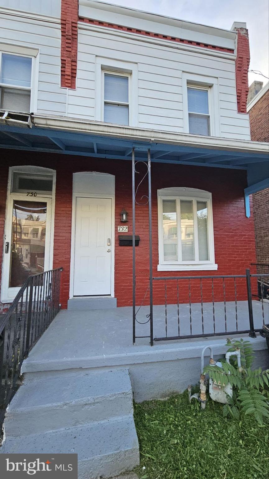 Welcome to 732 Jeffrey St, Updated Large 3 Bedroom Twin. Why rent when you can buy and payless Or Great investment for your portfolio. 1st Floor Features: Living Rm, Dining Rm, New Eat-in-Kitchen, 2nd Floor Features: 3 Bedrooms, all with Ample Closet Space & Newly Renovated Bathroom! Lower Level Features: Basement Perfect for storage.   Upgrades & Extras Include: New Roof, New Appliances, Freshly Painted , & Great Yard Space! Low Taxes, why rent when you can own. Close to Community Parks, Public Transportation & Local Hot Spots. Come take a look.