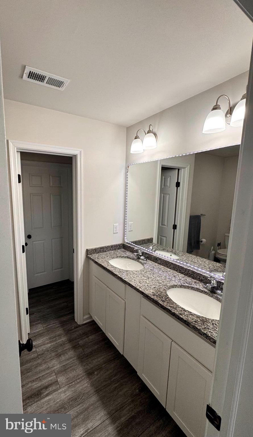 CHESTER ARMS - Residential