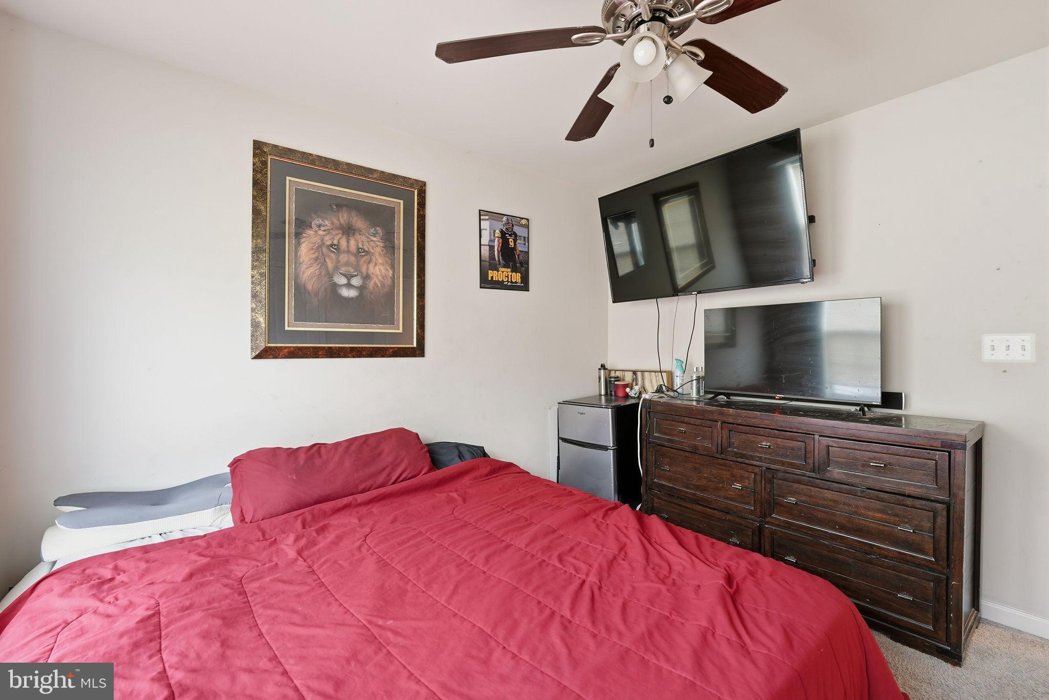 MARSHALL ESTATES - Residential