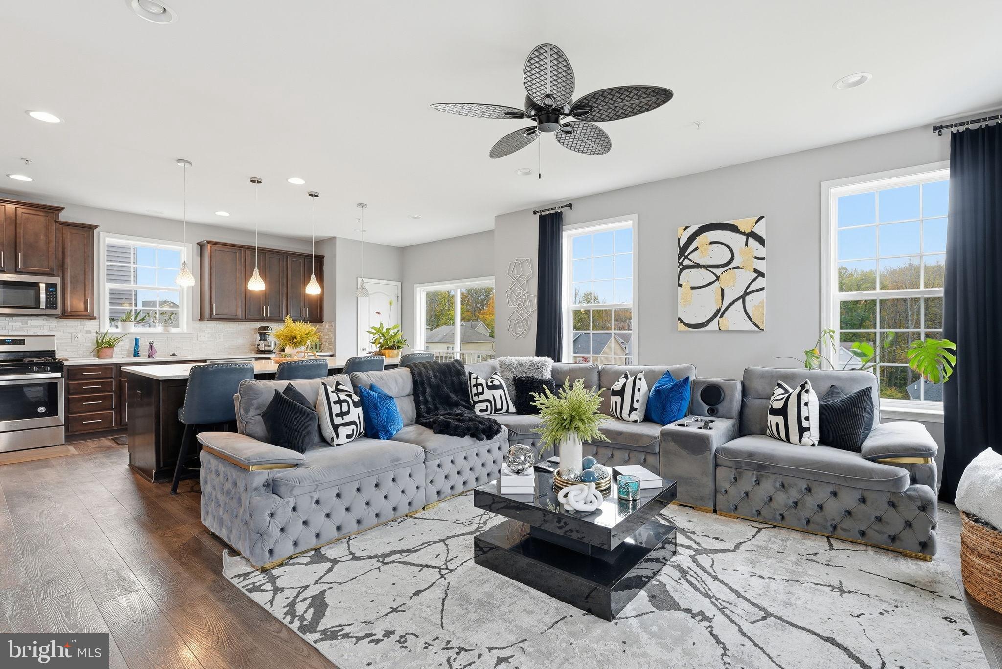 MARSHALL ESTATES - Residential