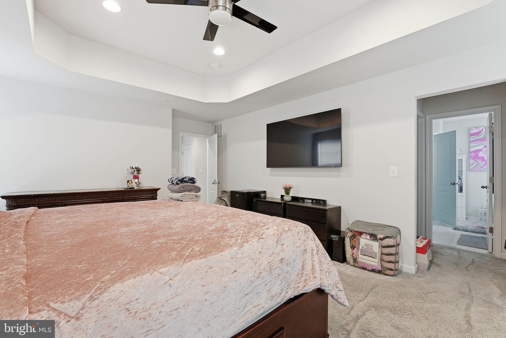 MARSHALL ESTATES - Residential