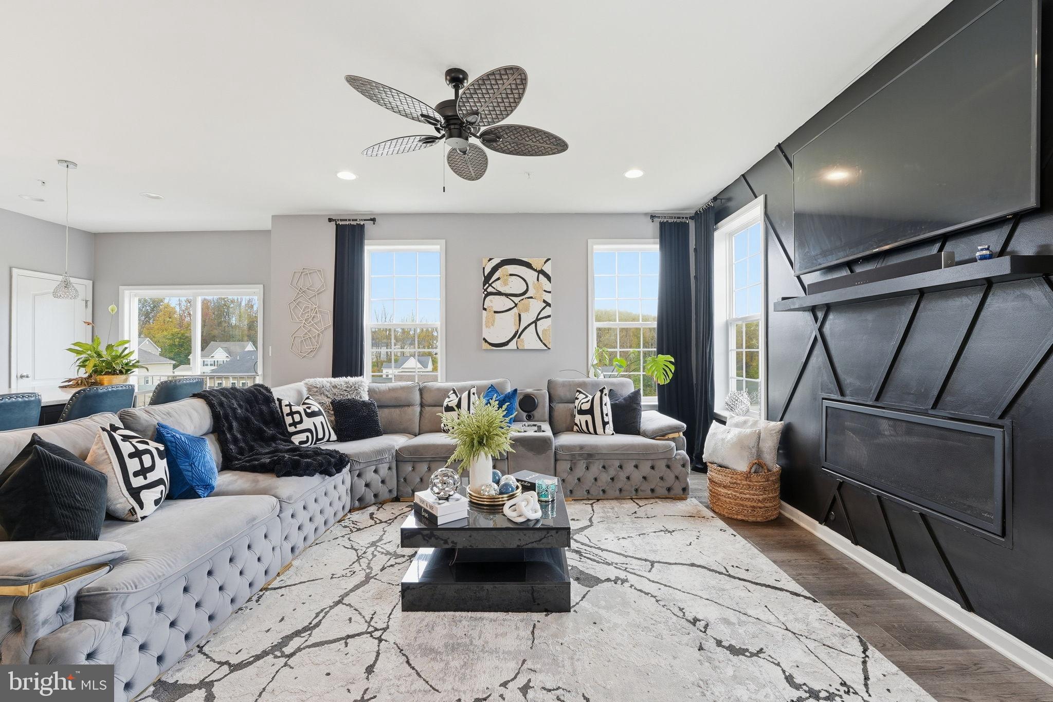 MARSHALL ESTATES - Residential