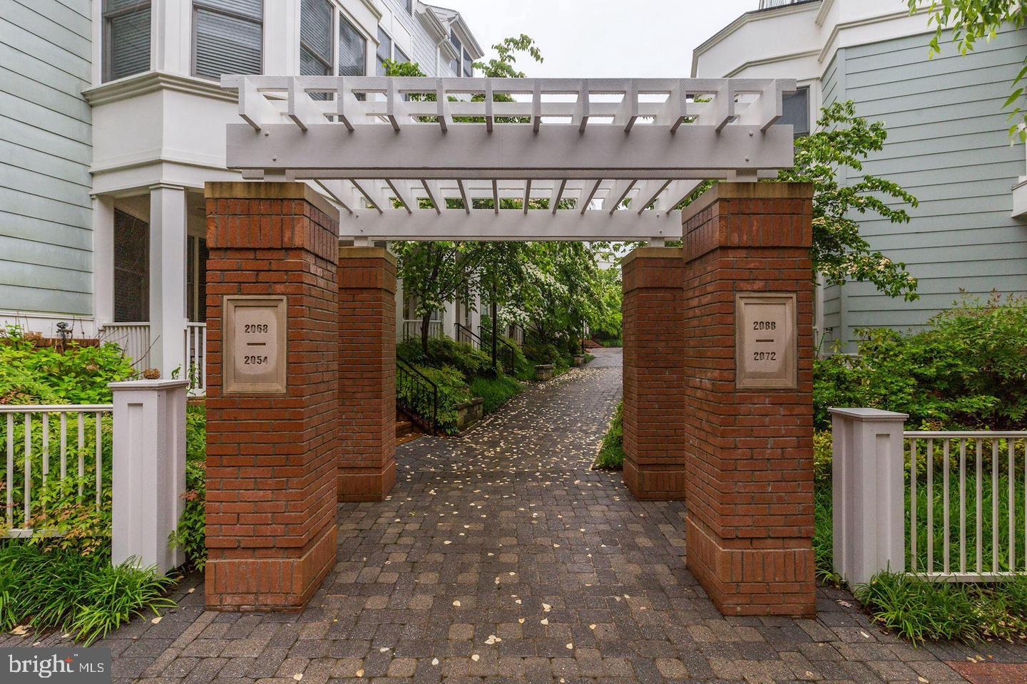 BROMPTONS AT CHERRYDALE - Residential Lease