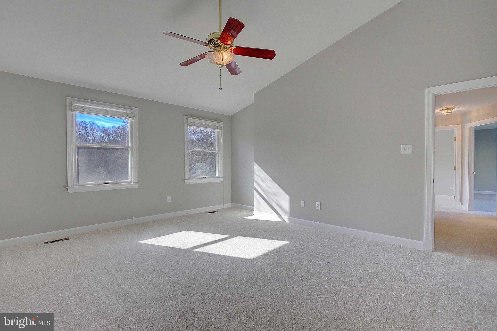 VILLAGE OF LONG REACH - Residential