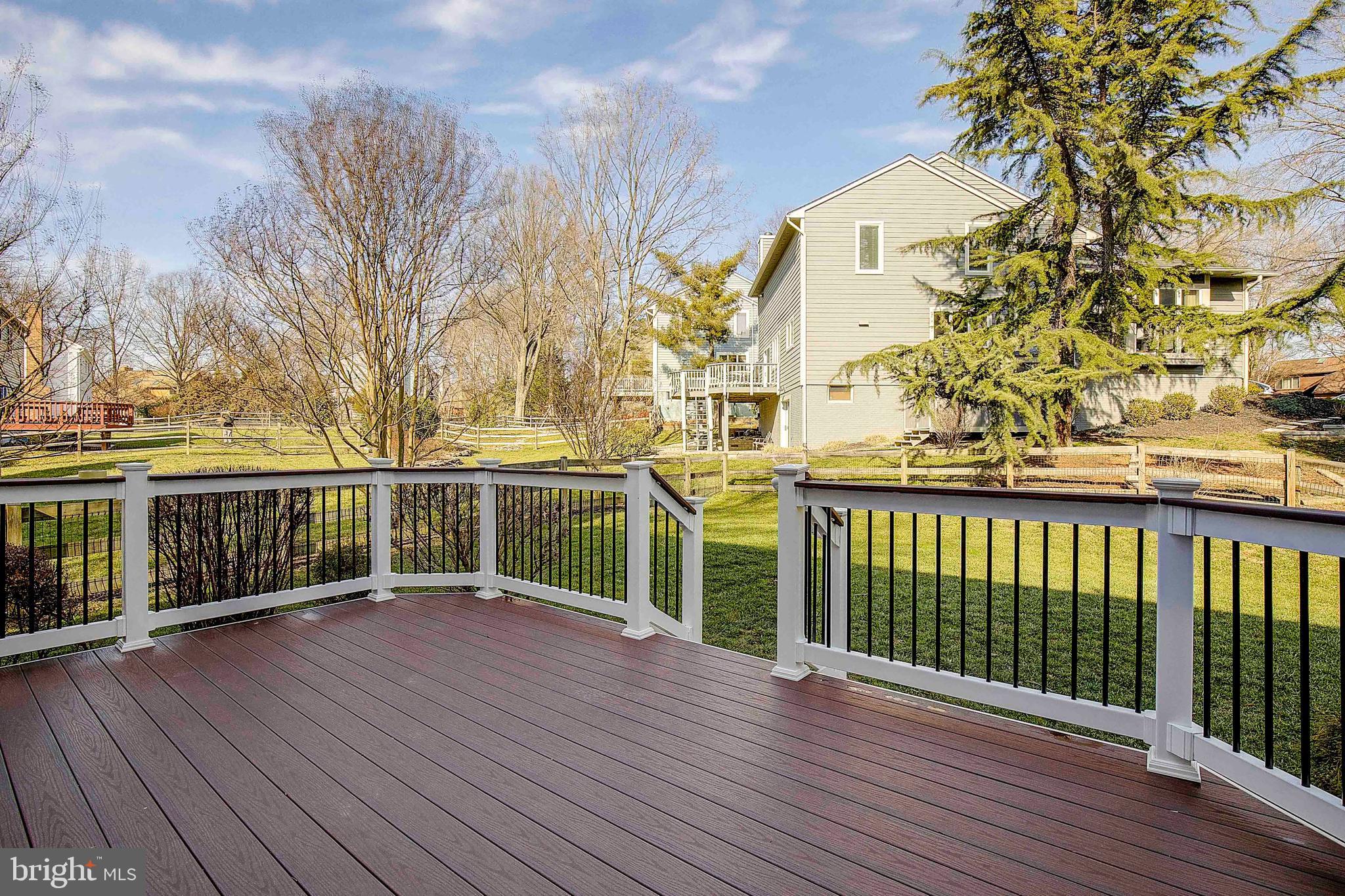 VILLAGE OF LONG REACH - Residential