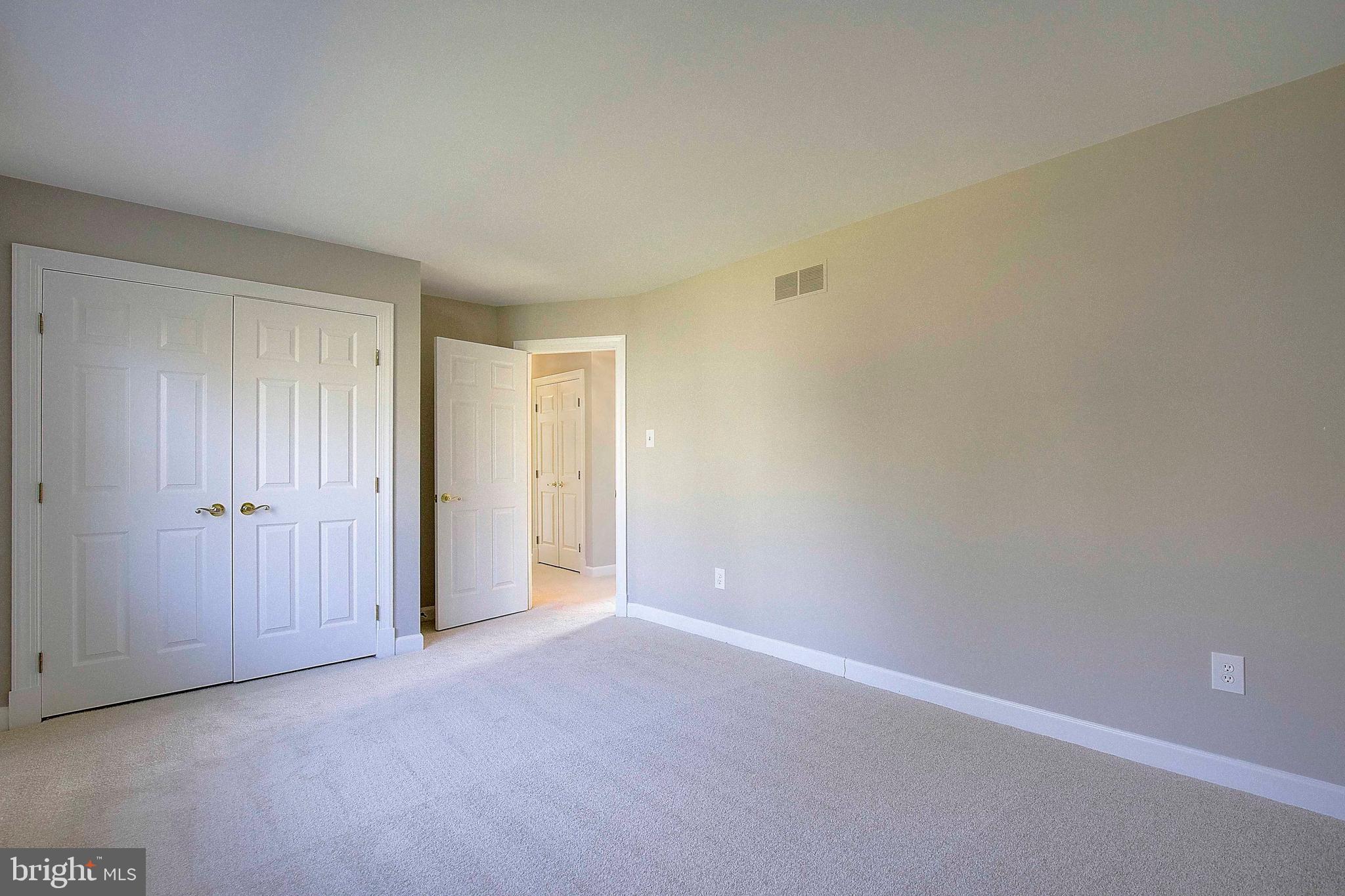 VILLAGE OF LONG REACH - Residential