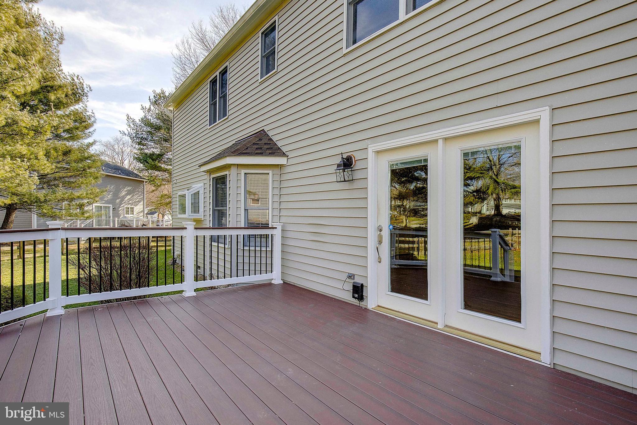 VILLAGE OF LONG REACH - Residential