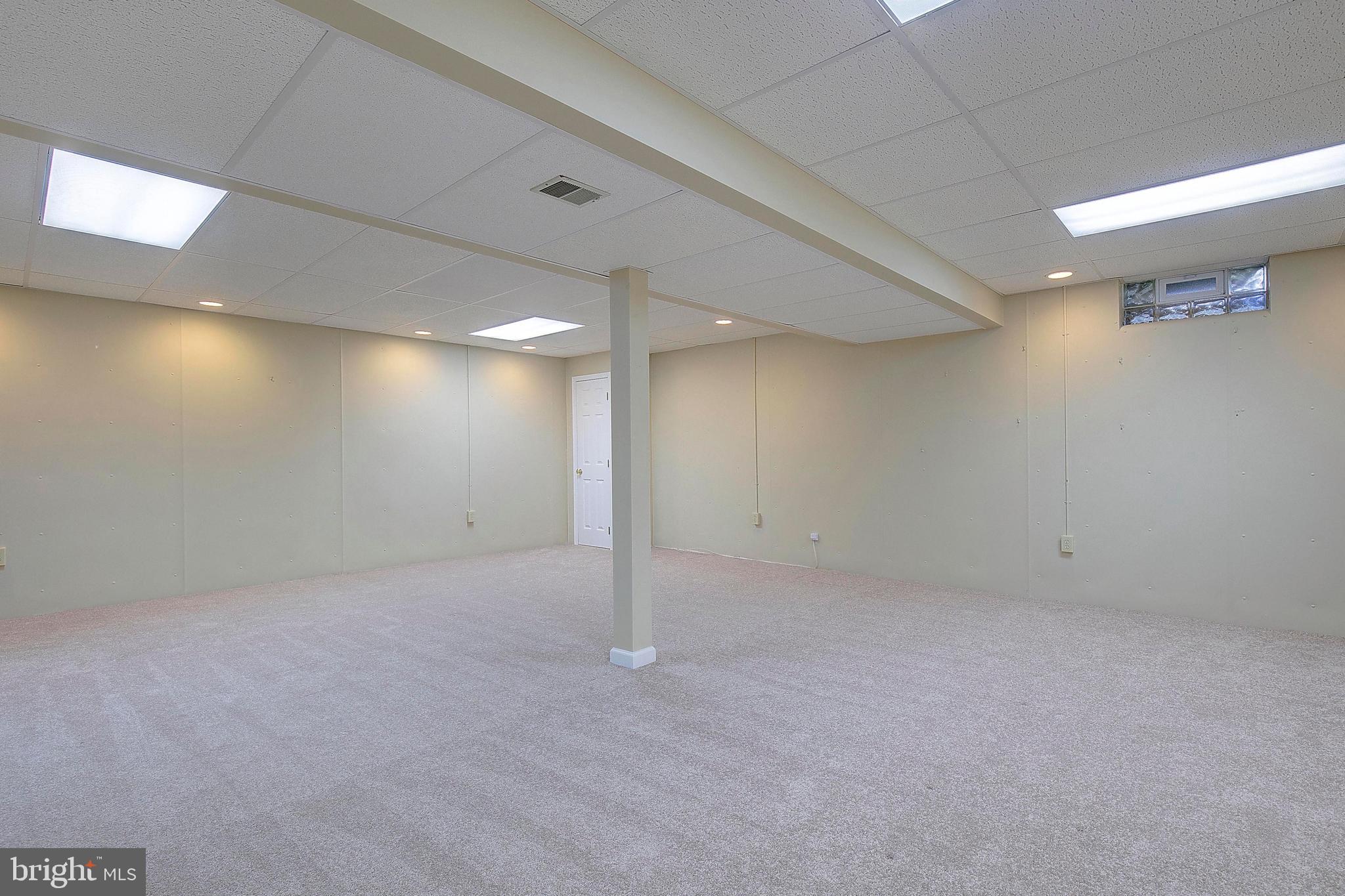 VILLAGE OF LONG REACH - Residential