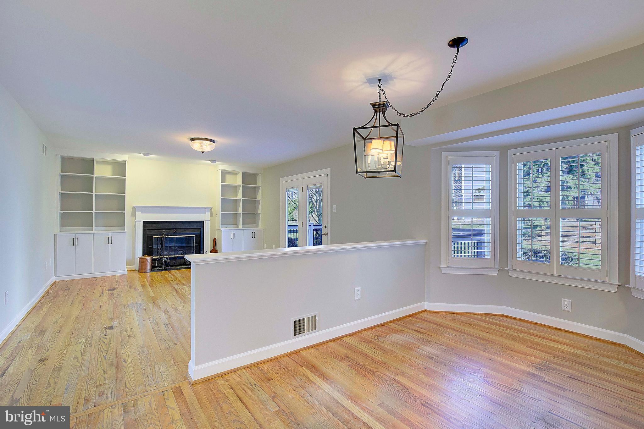 VILLAGE OF LONG REACH - Residential