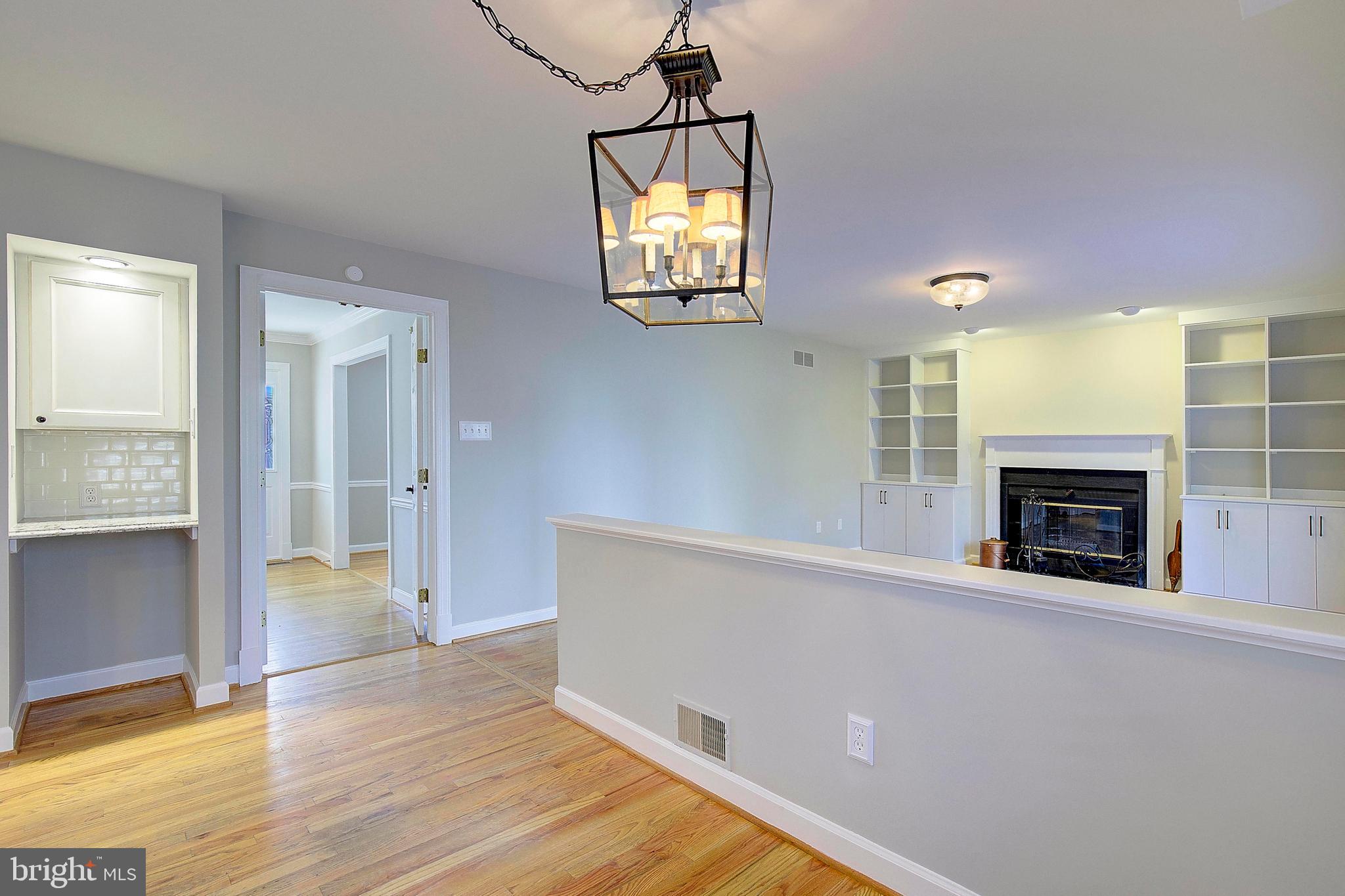 VILLAGE OF LONG REACH - Residential