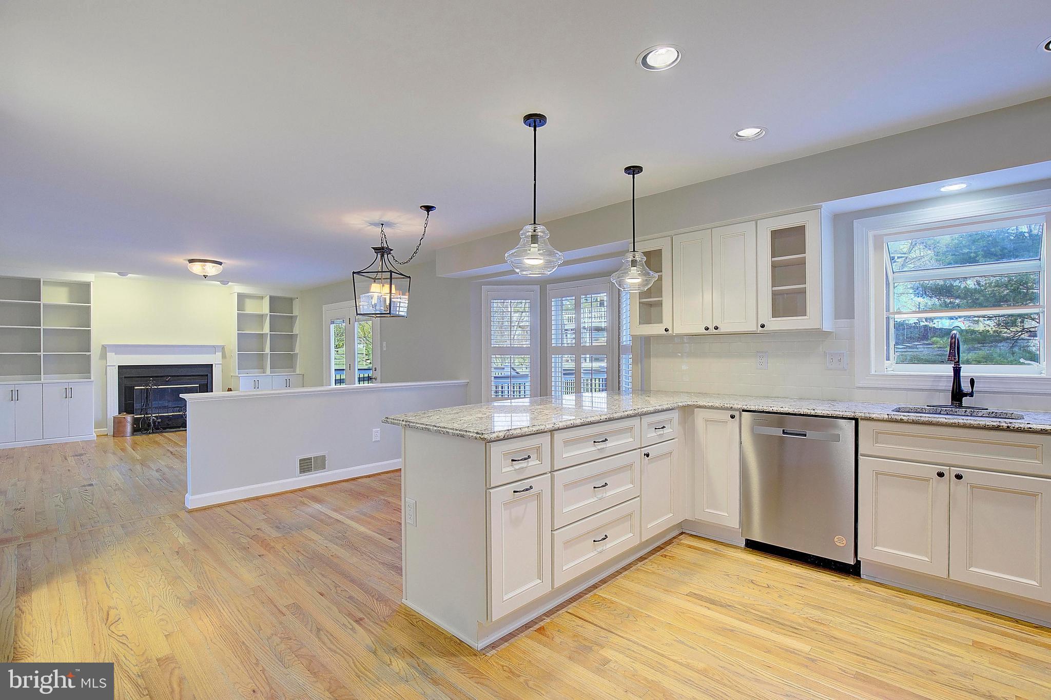 VILLAGE OF LONG REACH - Residential