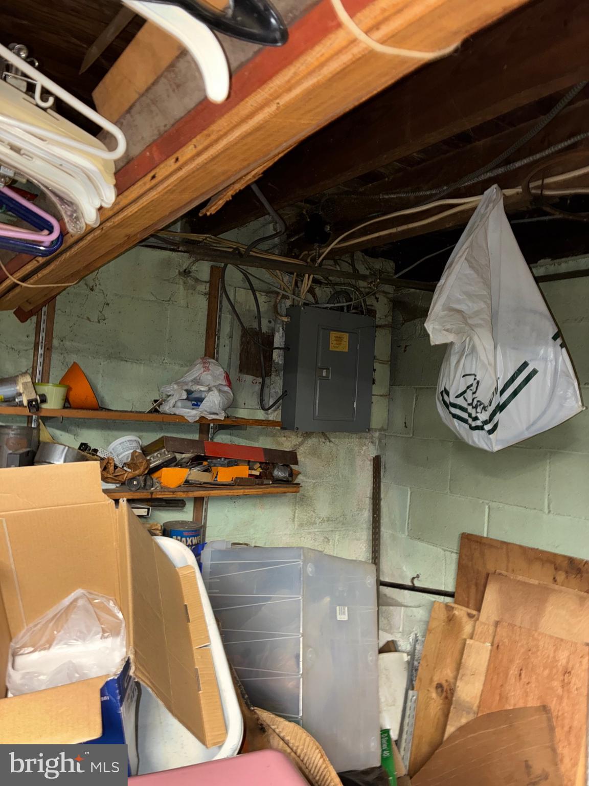 HYDE PARK - Residential