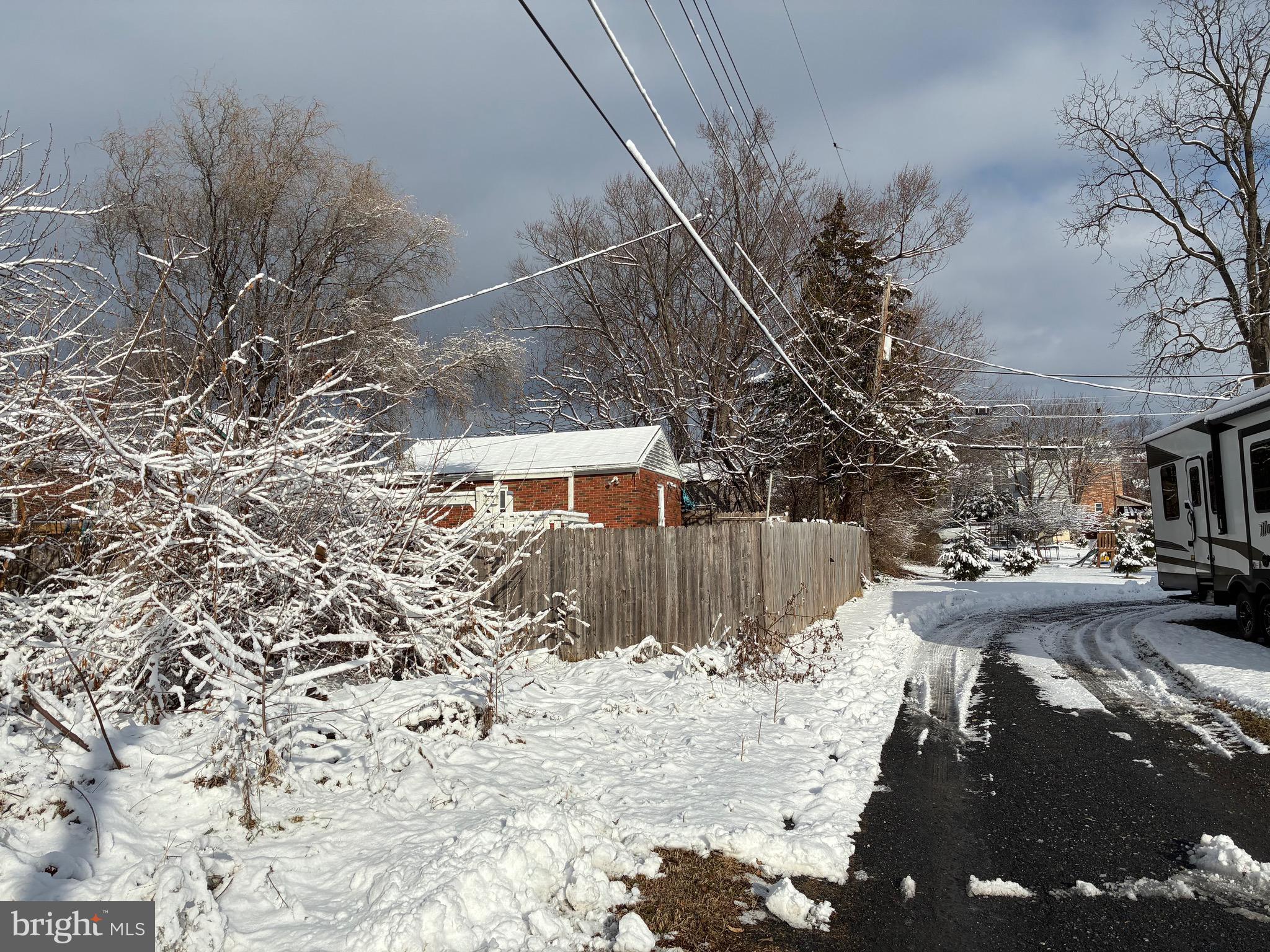 HYDE PARK - Residential