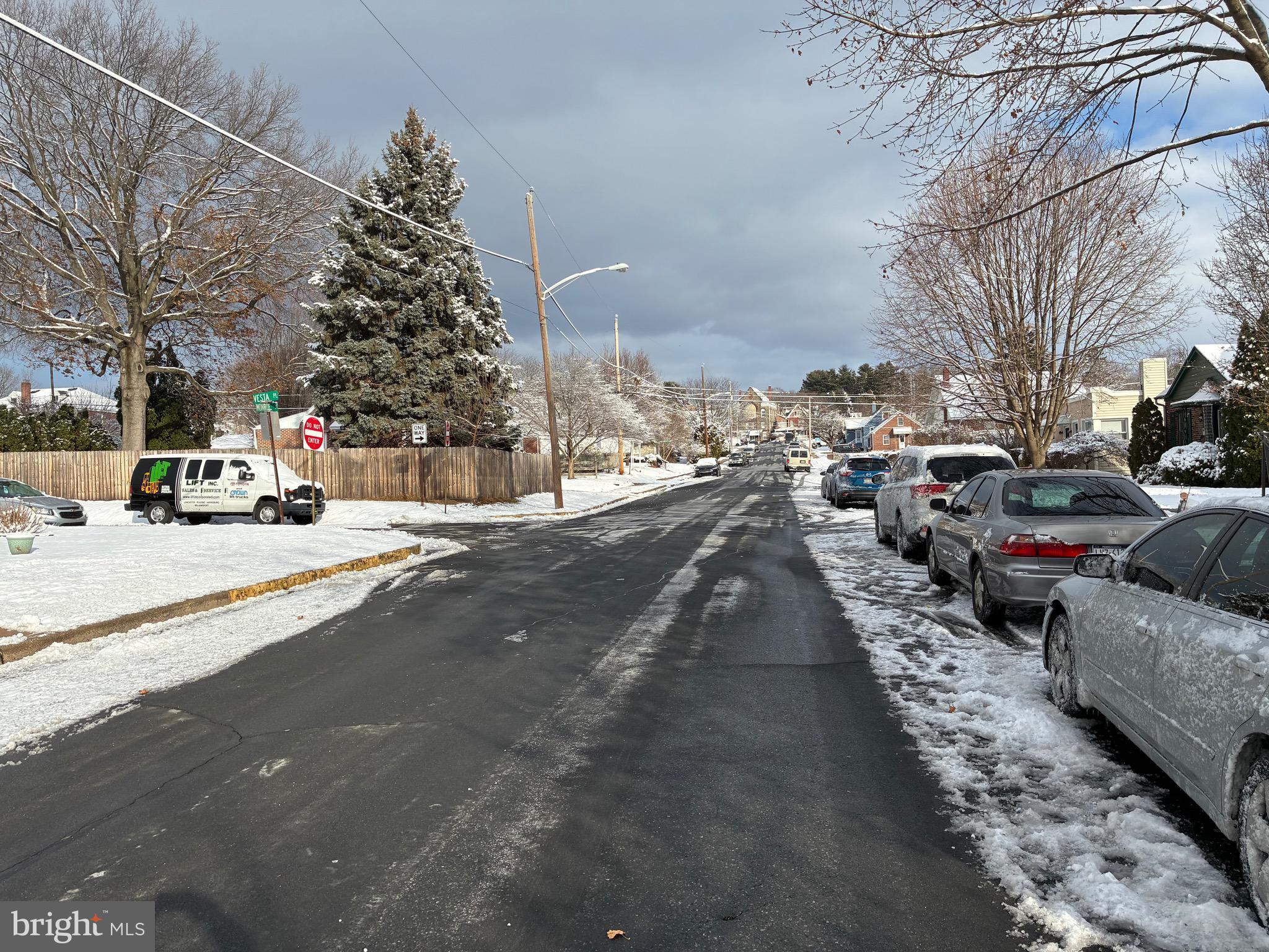 HYDE PARK - Residential