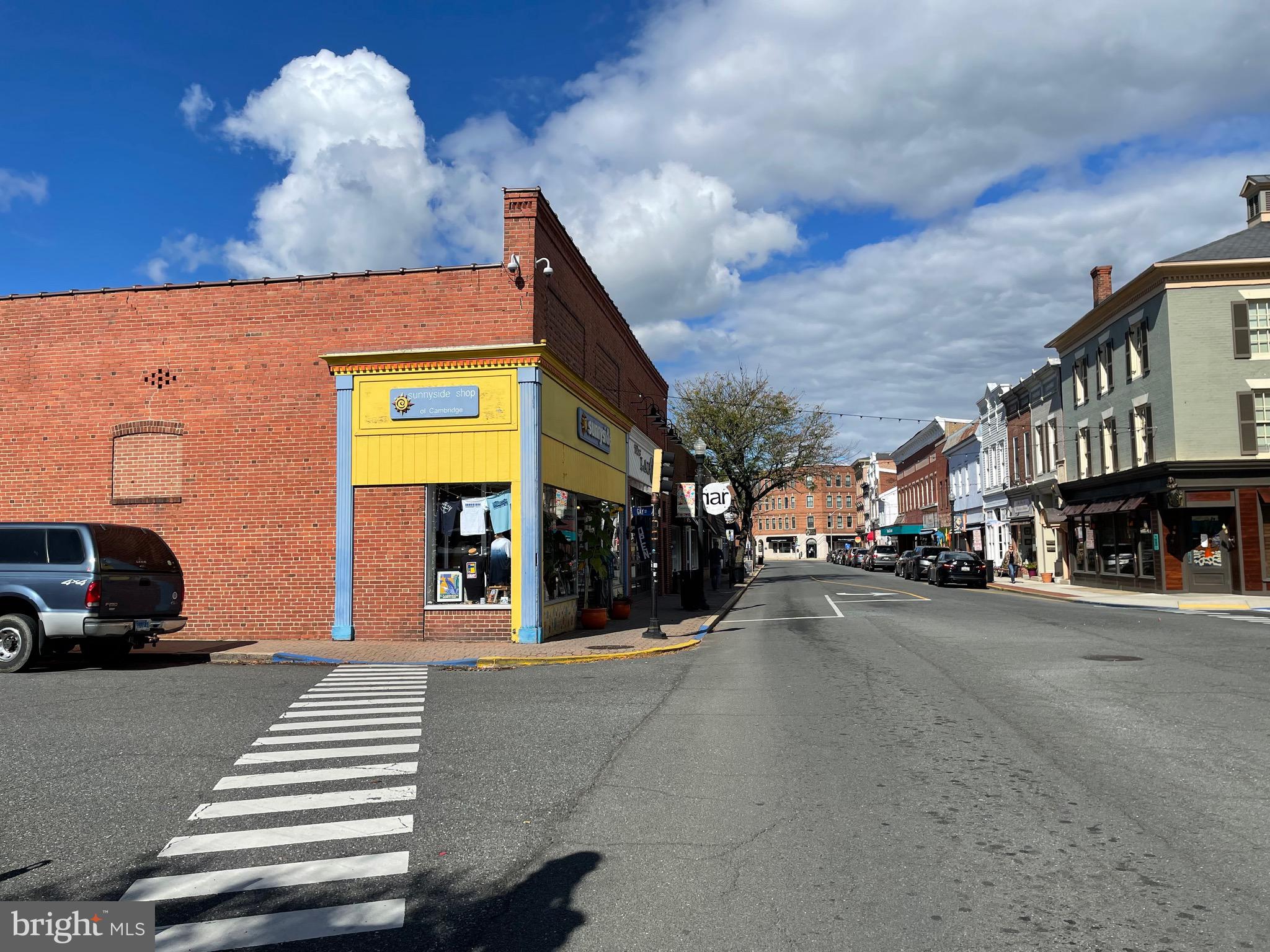 HISTORIC DISTRICT - Residential Lease