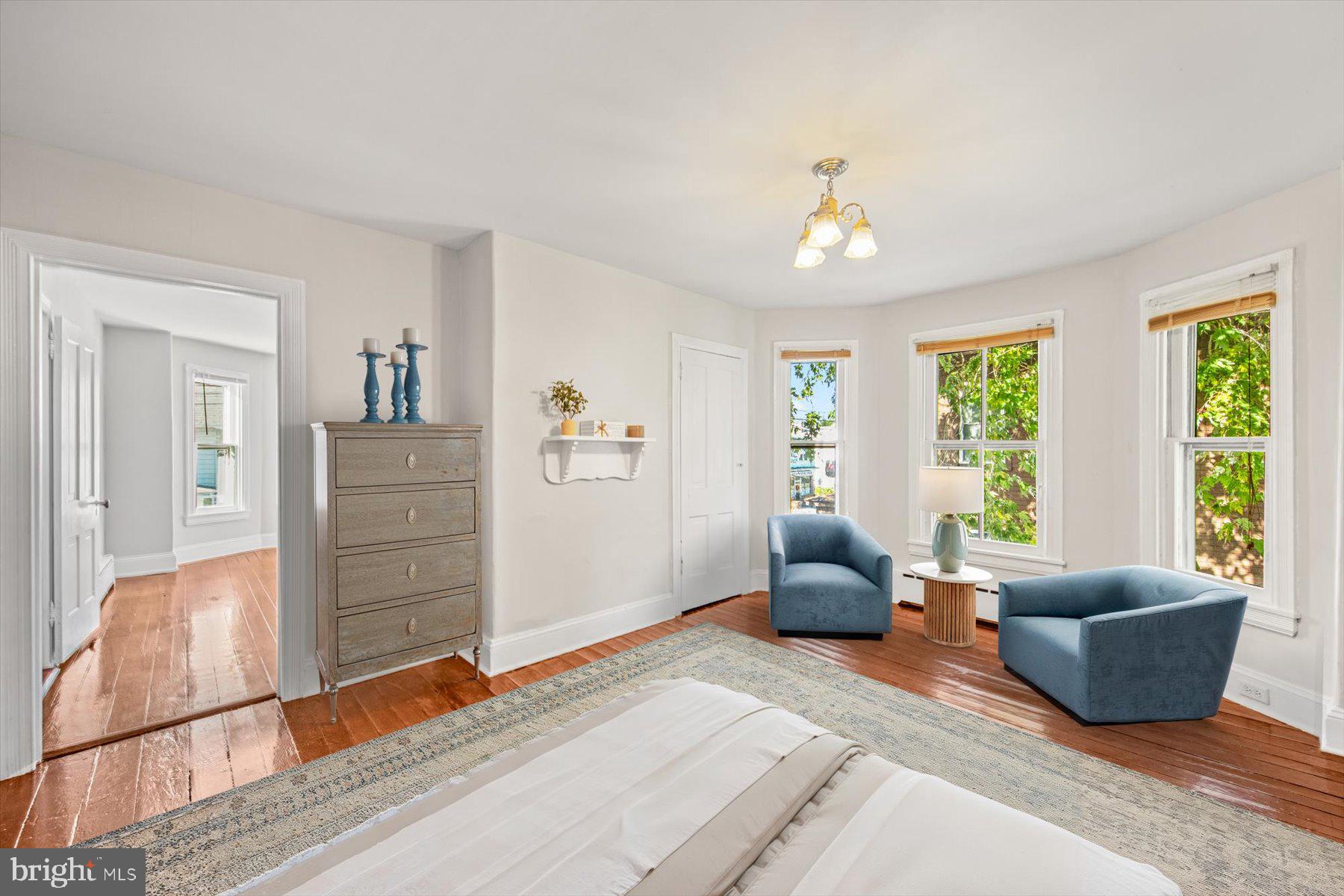 HISTORIC DISTRICT - Residential Lease