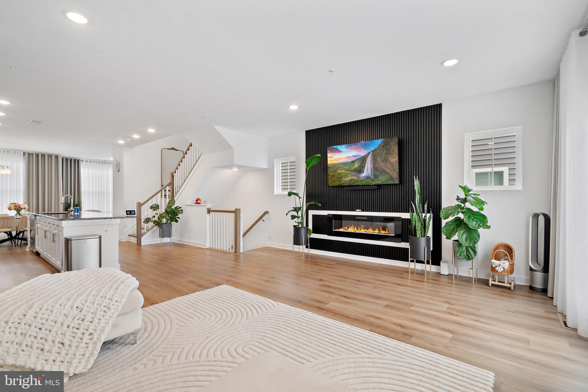 GAMBRILL VIEW - Residential