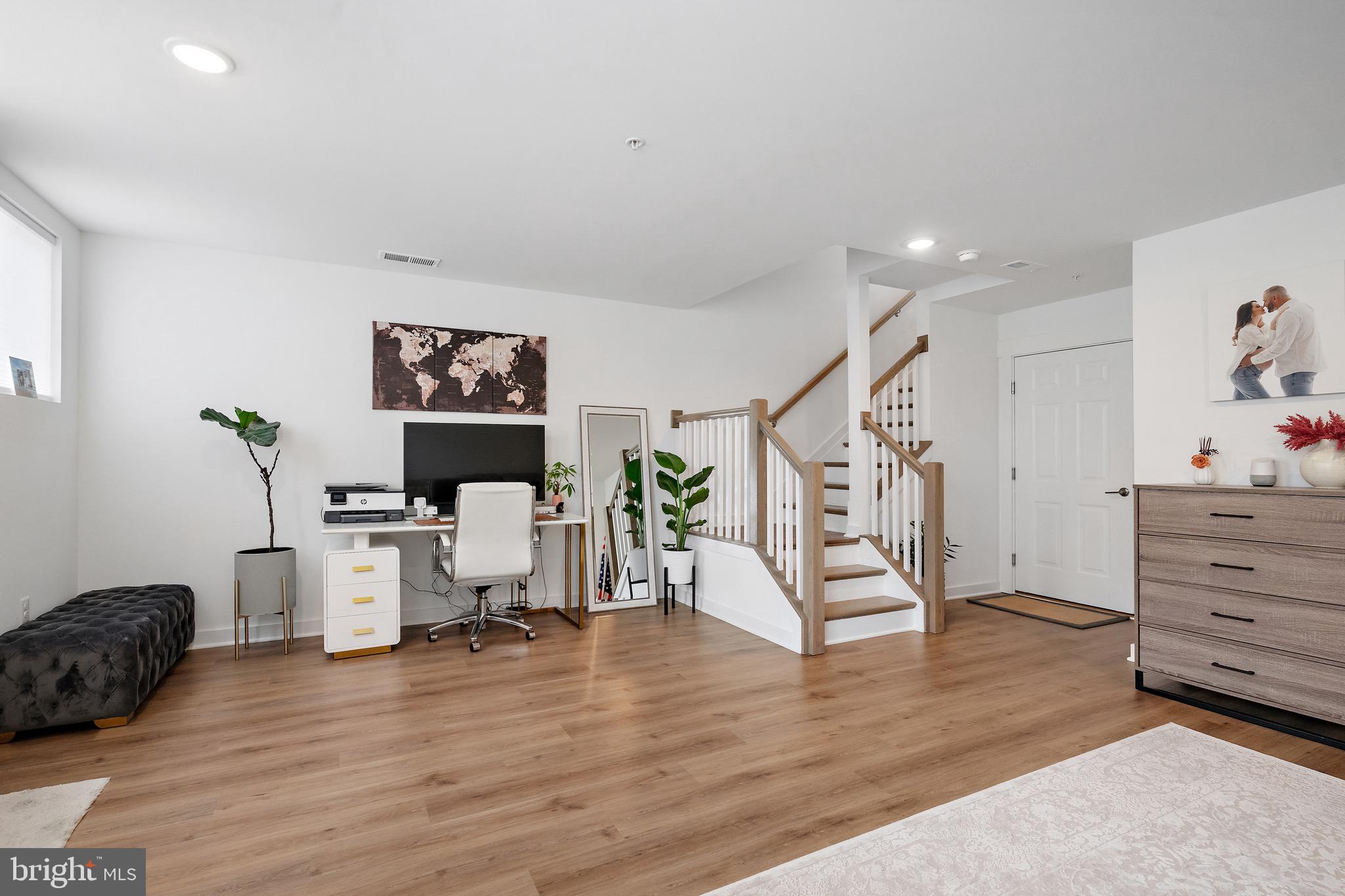 GAMBRILL VIEW - Residential