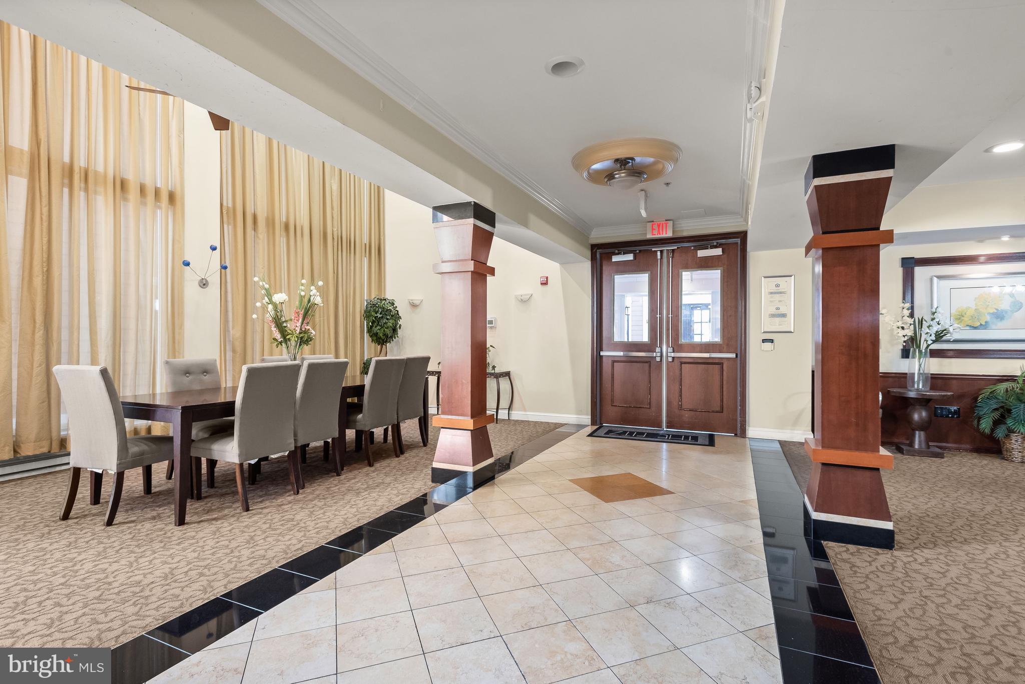 FITZ AT ROCKVILLE TOWN C - Residential