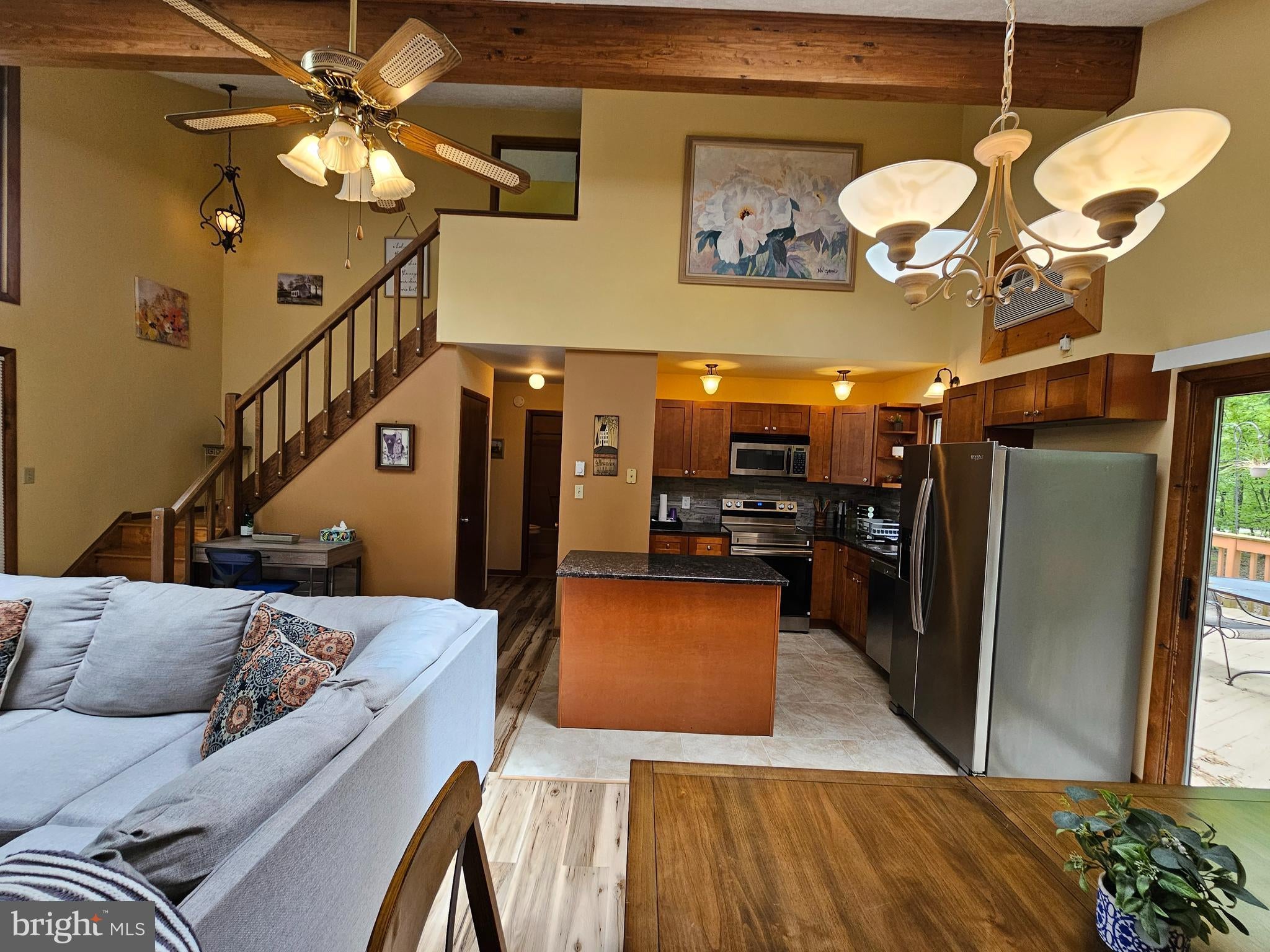 8226 WOODCHUCK COURT