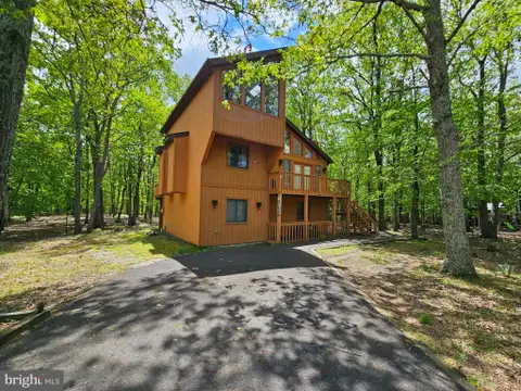 8226 Woodchuck Court, East Stroudsburg, PA 18301 - #: PAMR2006698