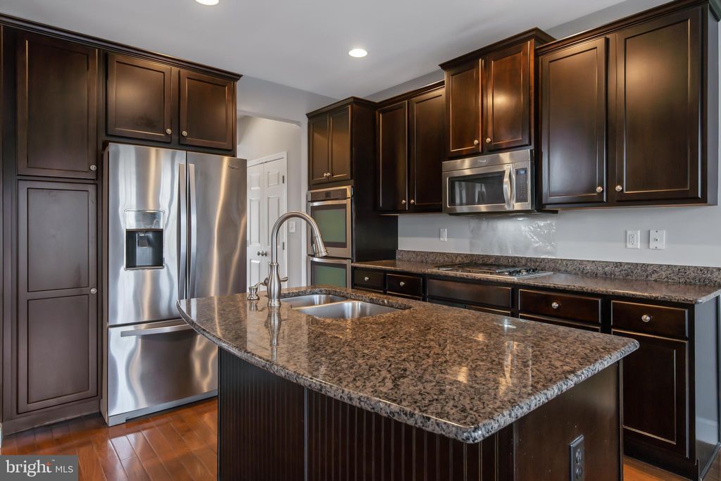 Photo of 1181 Edgemoor Court, Lancaster, PA 17601 (MLS # PALA2046716)