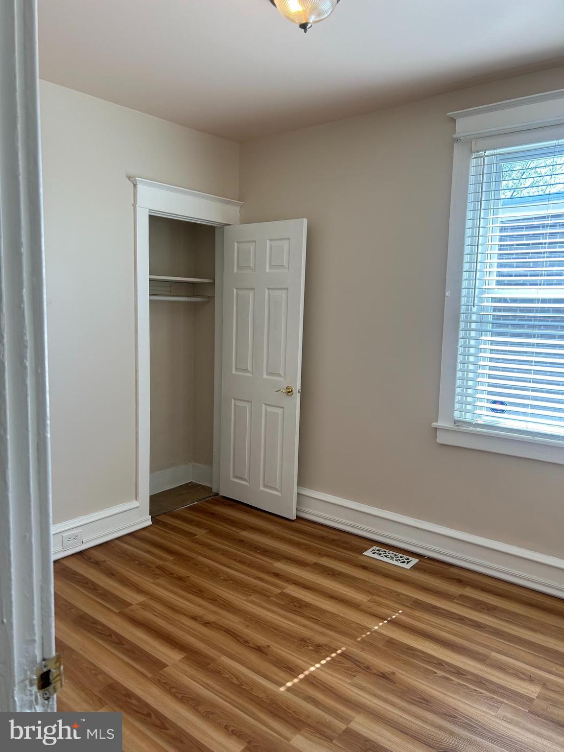 MAYFAIR - Residential