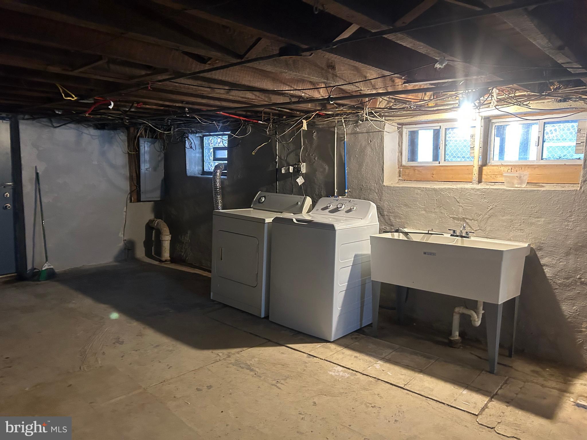 MAYFAIR - Residential