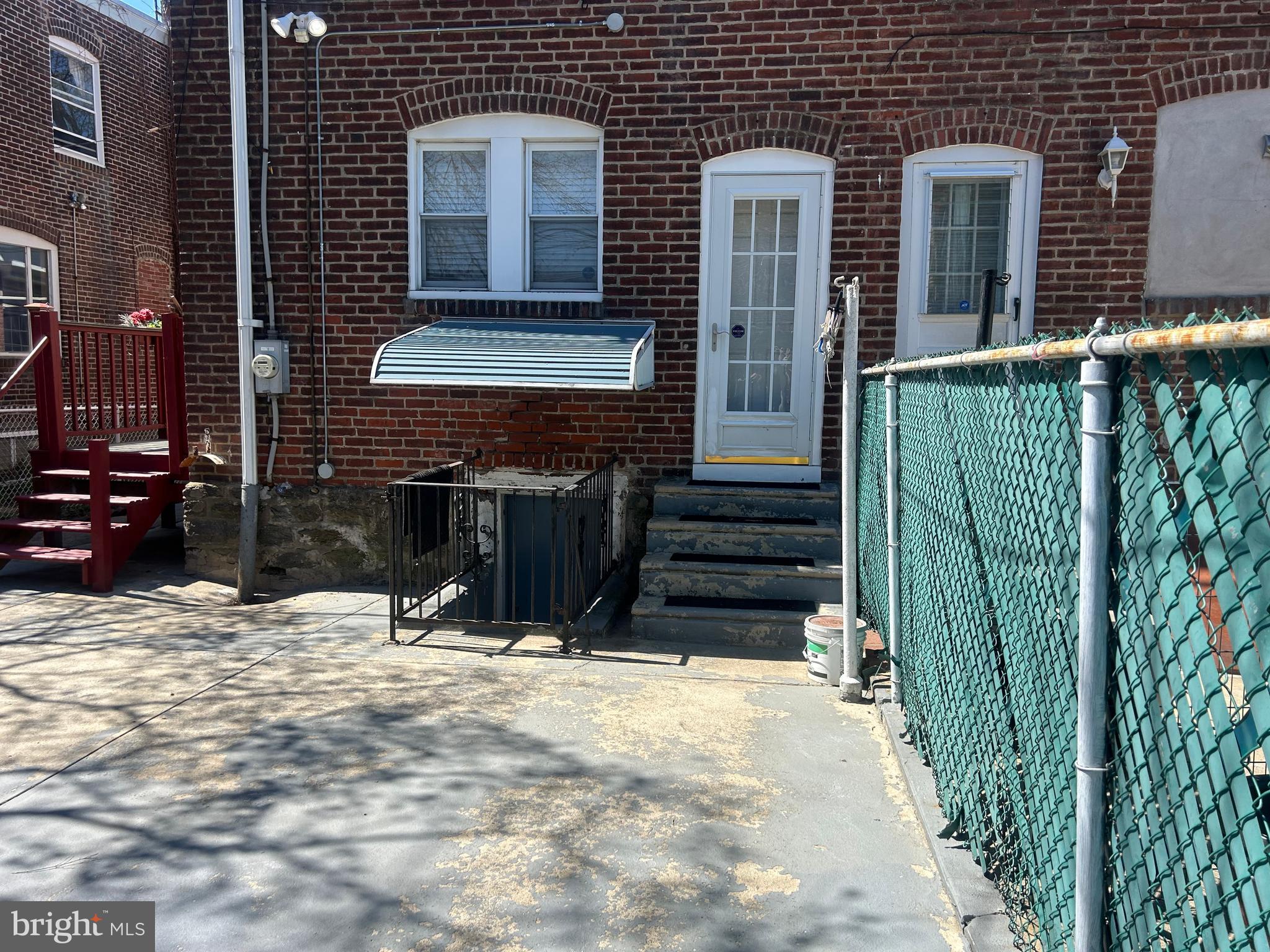 MAYFAIR - Residential