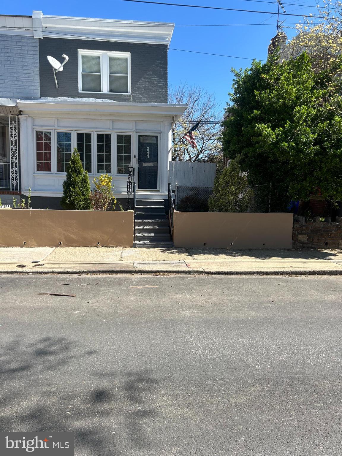 MAYFAIR - Residential