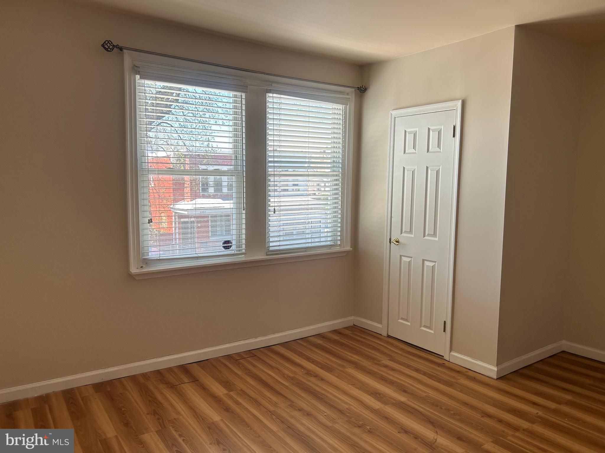 MAYFAIR - Residential