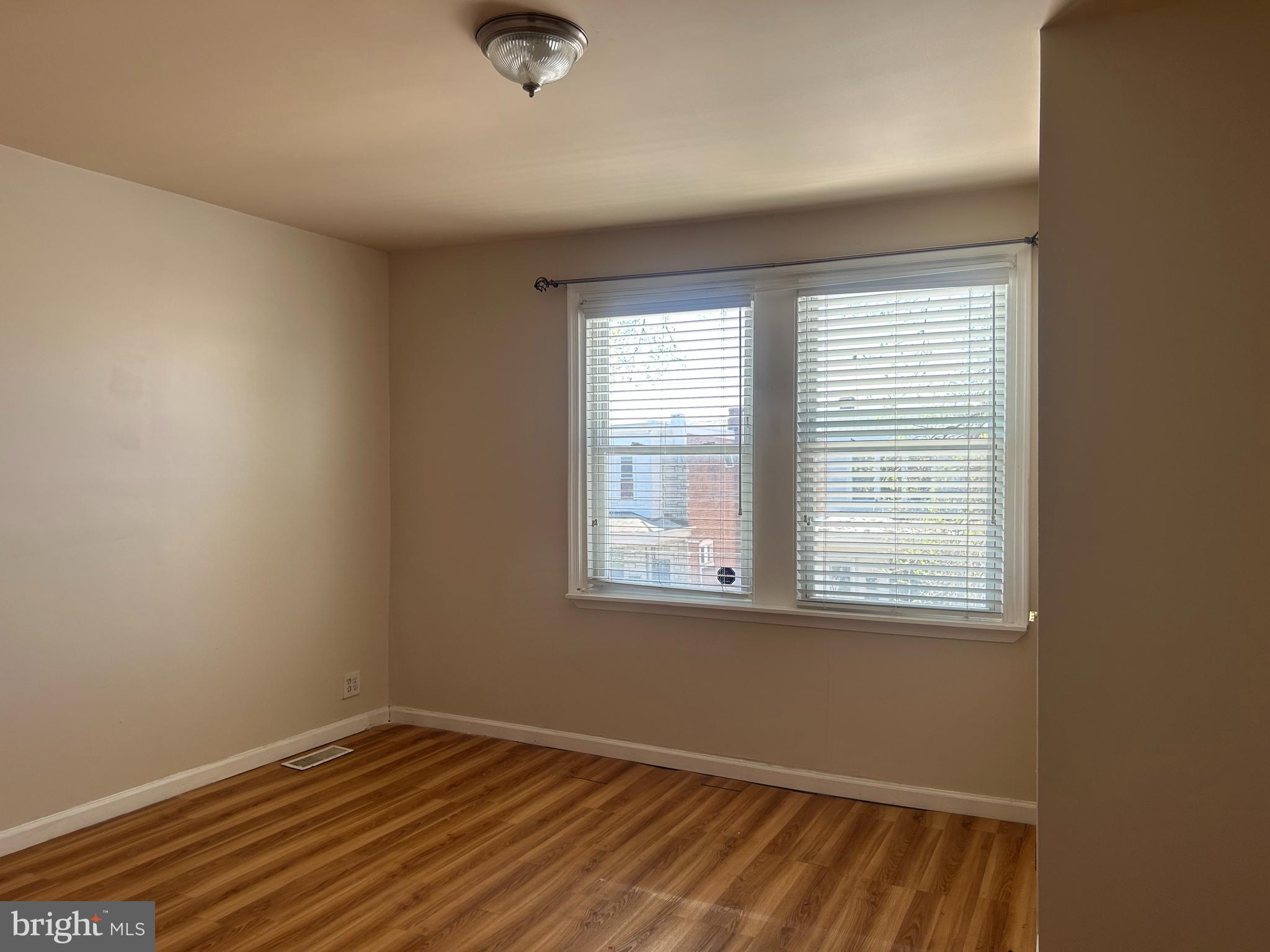 MAYFAIR - Residential