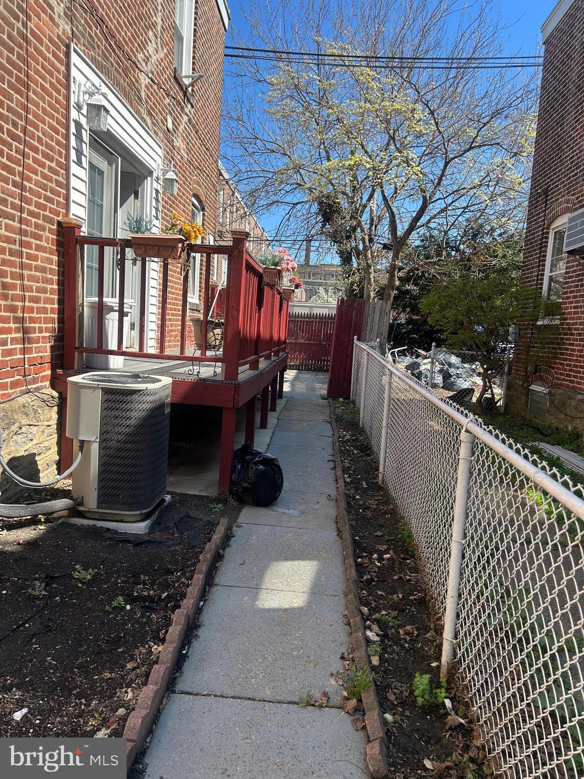 MAYFAIR - Residential