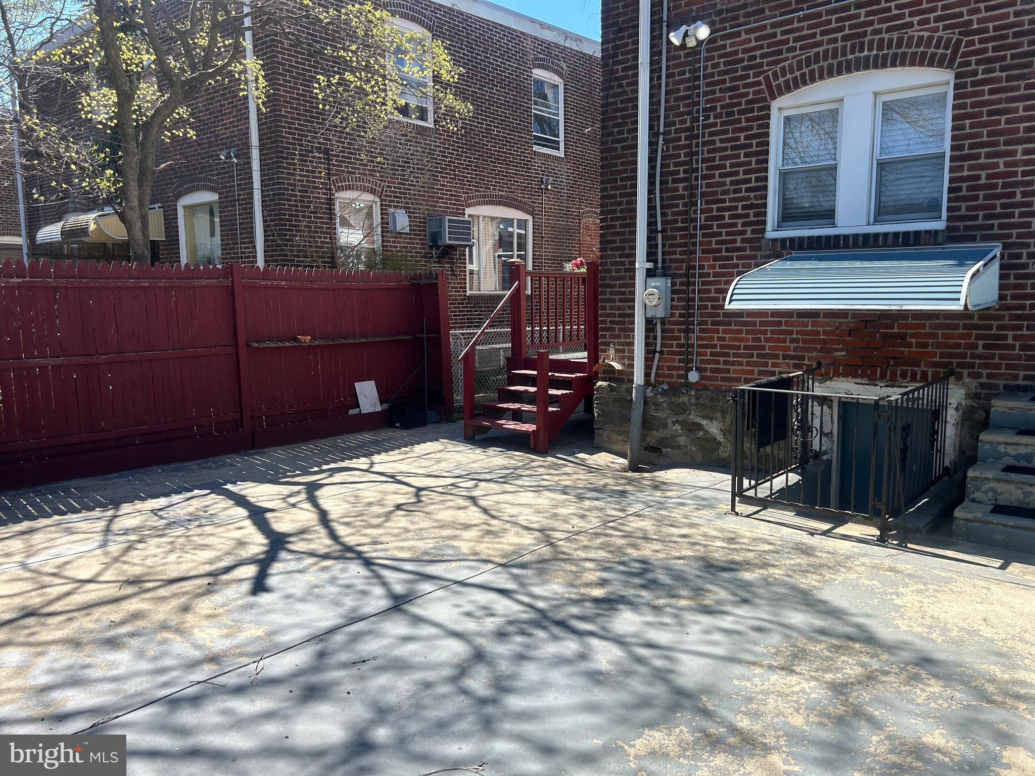 MAYFAIR - Residential