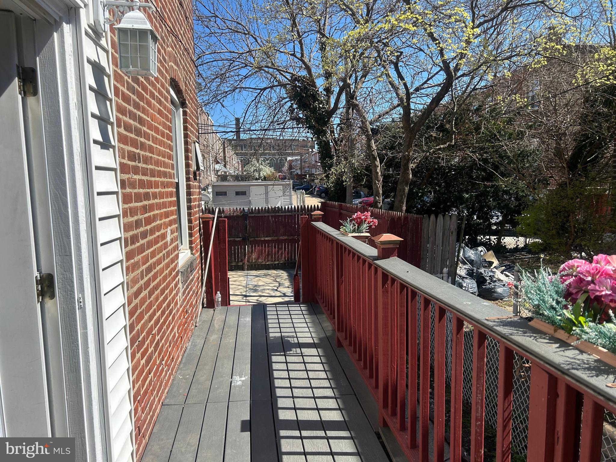 MAYFAIR - Residential