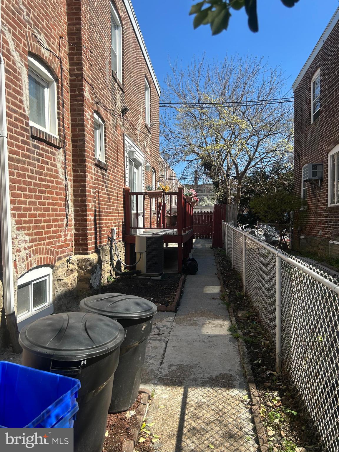 MAYFAIR - Residential