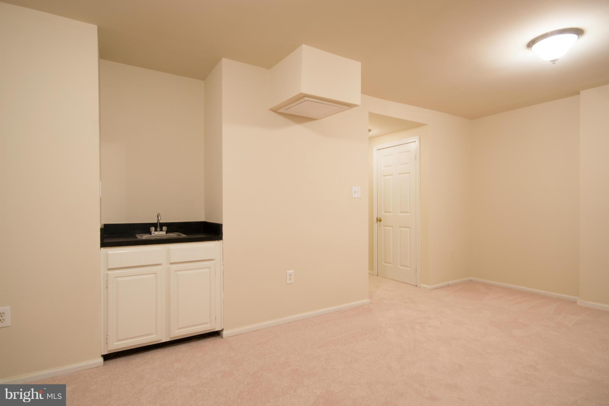 HUNTINGTON AT MT VERNON - Residential