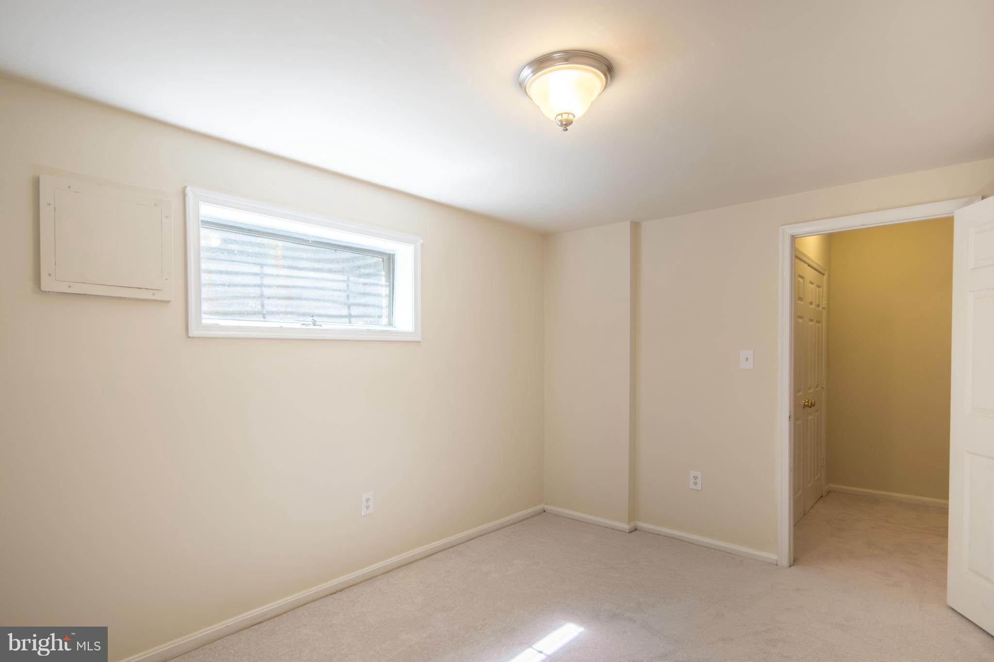 HUNTINGTON AT MT VERNON - Residential