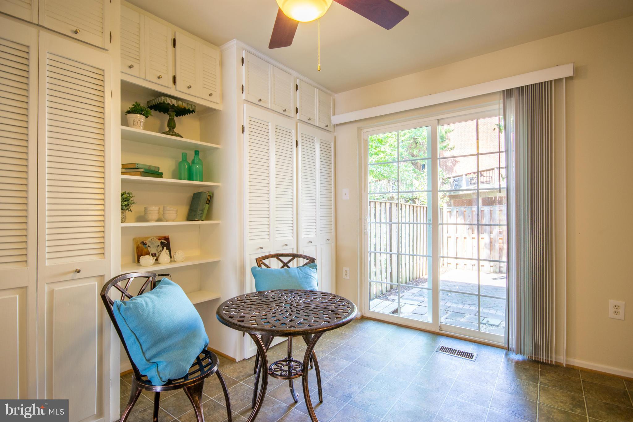 HUNTINGTON AT MT VERNON - Residential