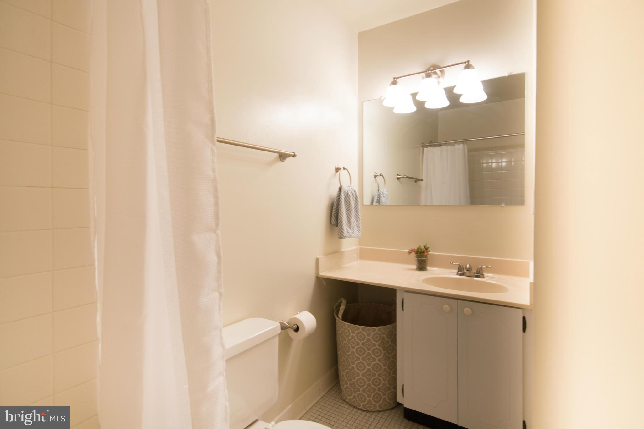 HUNTINGTON AT MT VERNON - Residential