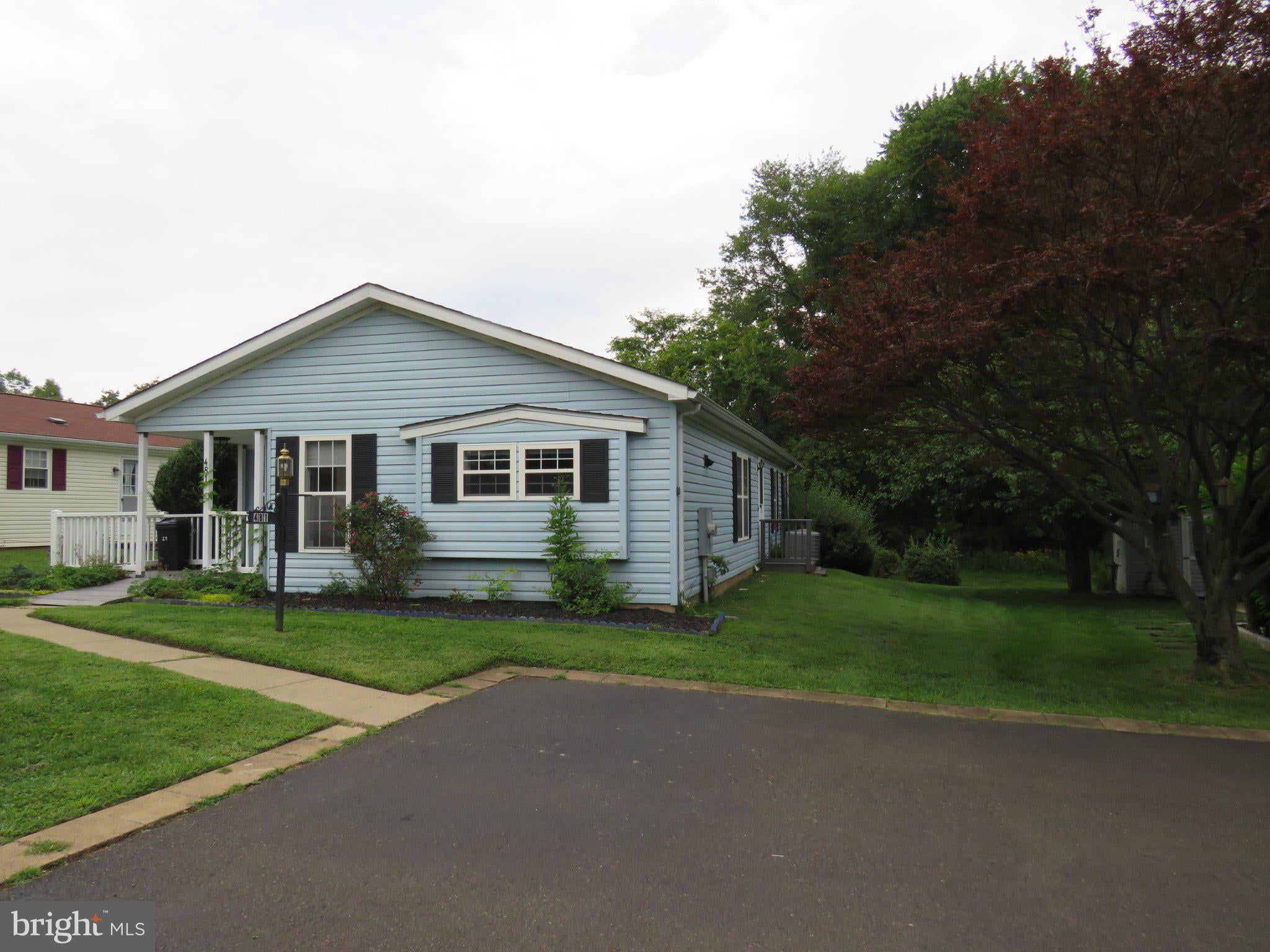 481 GOLDENROD CROSSING W