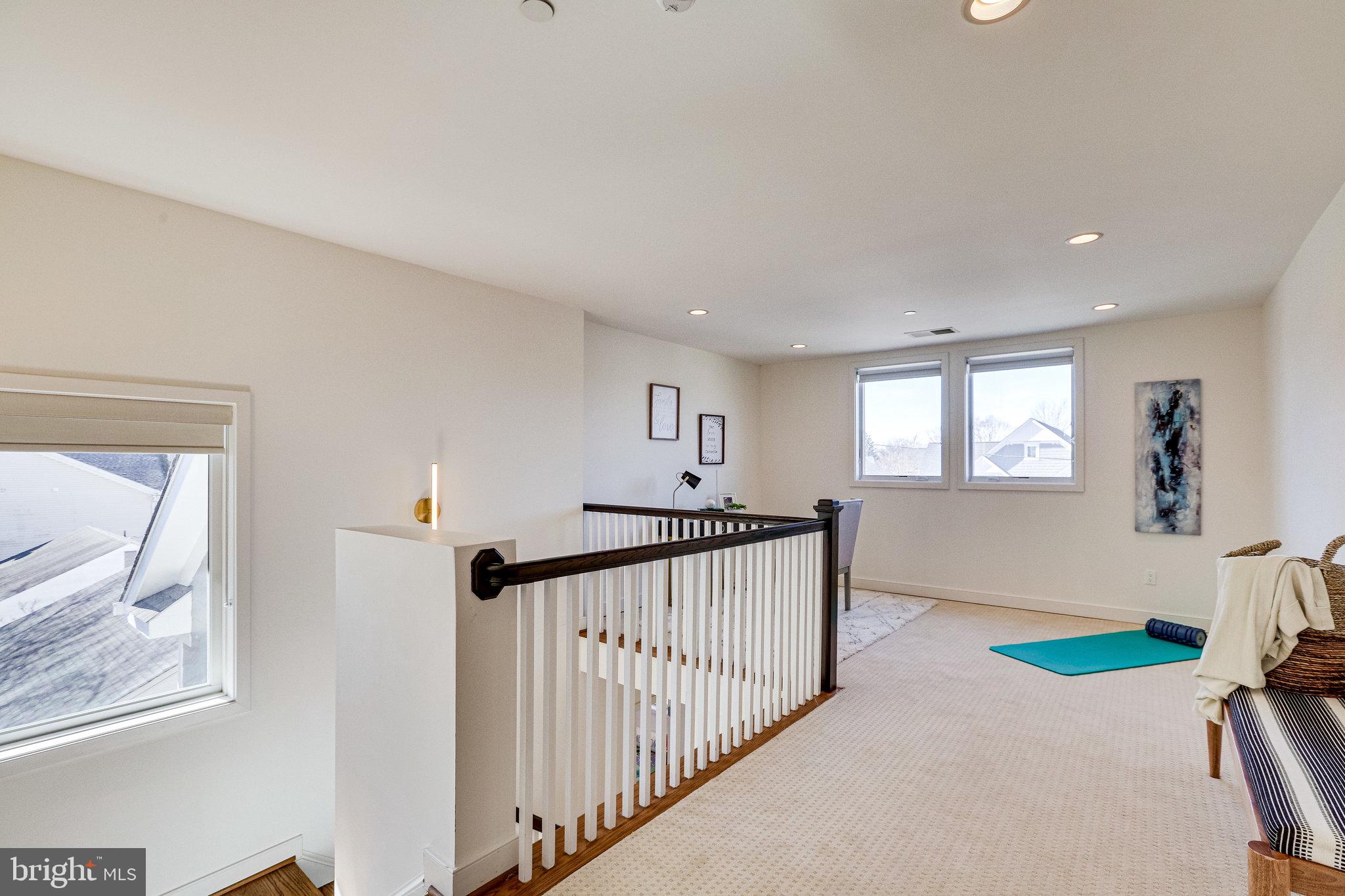 GEORGETOWN VILLAGE - Residential