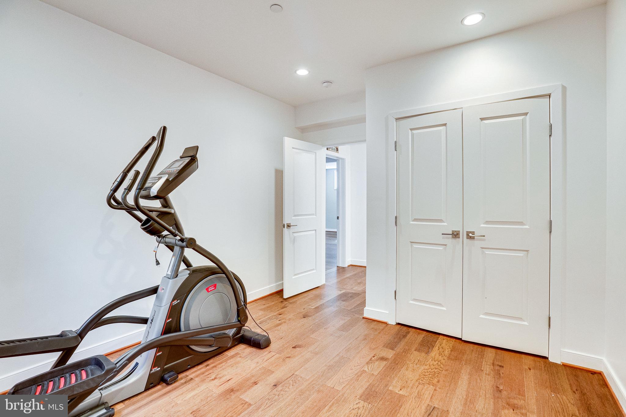 GEORGETOWN VILLAGE - Residential